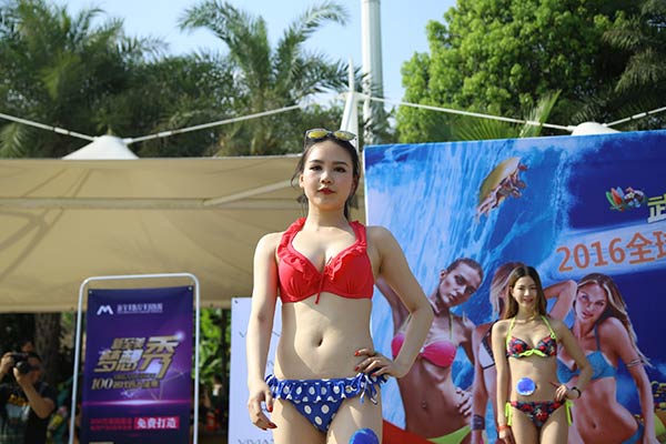 武汉欢乐谷、玛雅海滩比基尼派对周六热辣开场